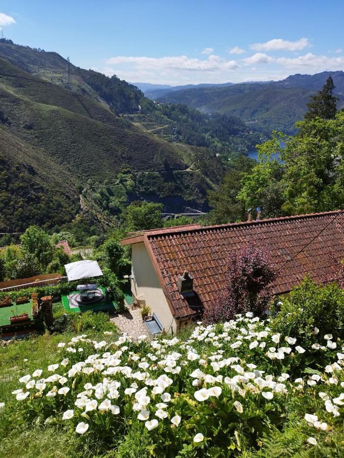 Monteiro'S Geres Countryhouse Ferral Luaran gambar